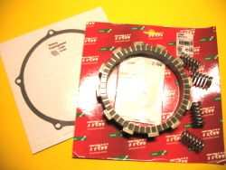 Zum vergr��ern klicken     Kupplungssatz CX500+ GL500