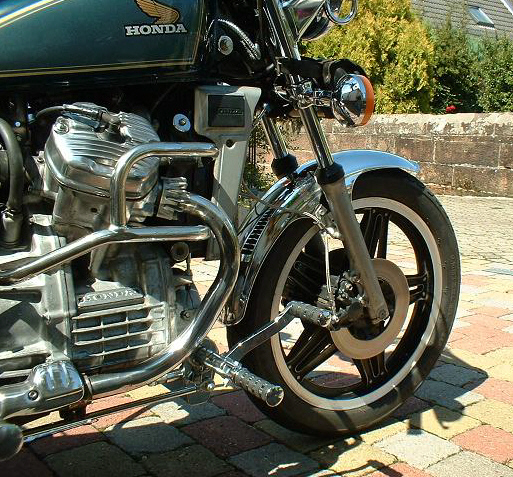 CX500C Vorverlegte Fu�rastenanlage