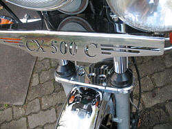 Zum vergr��ern klicken  Gabalestabilisator CX500 montiert