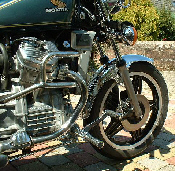 zum Vergr��ern klicken   Vorverlegte Fu�rasten CX500C